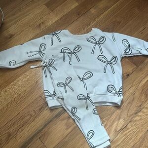 Zara bow sweatshirt and leggings set